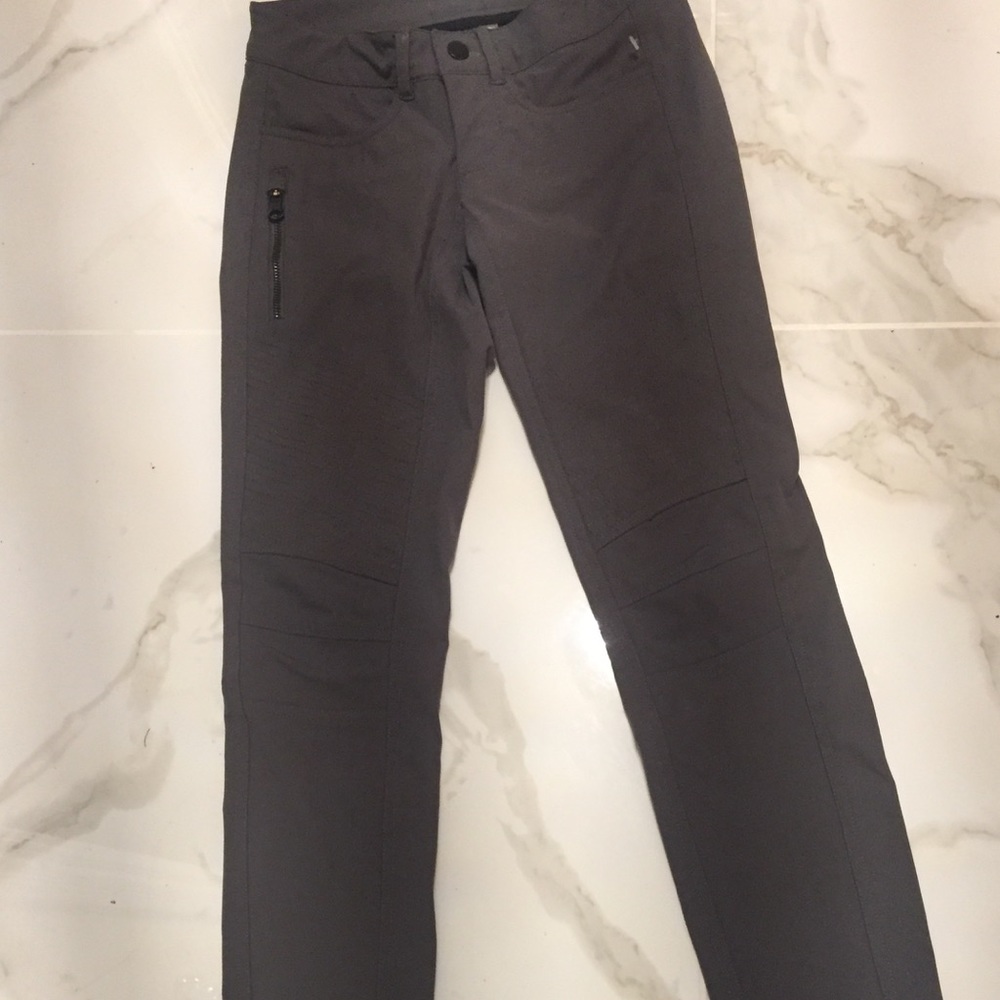Lululemon pants